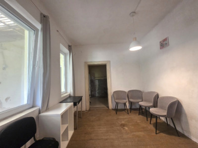 Casa individuala de inchiriat | Zona Functionarilor | Teren 380 mp |