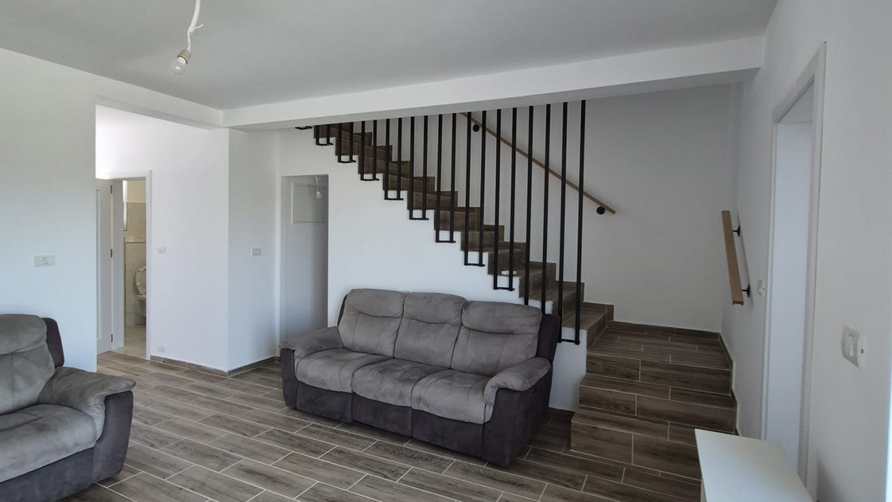 Duplex 4 camere si teren de 300 mp,  zona Mosnita Veche - V10028  1, foxfort.ro