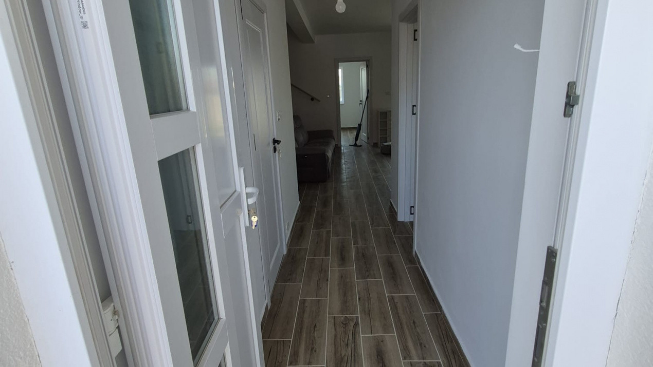 Duplex 4 camere si teren de 300 mp,  zona Mosnita Veche - V10028  6, foxfort.ro