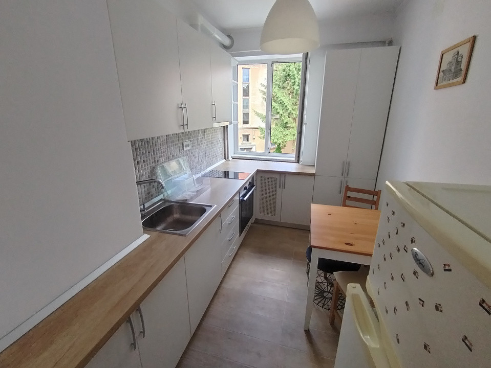 Apartament cu o camera de inchiriat in Timisoara, zona Medicina 4, foxfort.ro