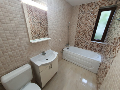 Apartament 2 camere de inchiriat, la parter, Eso - Giroc imagine mica 5, foxfort.ro