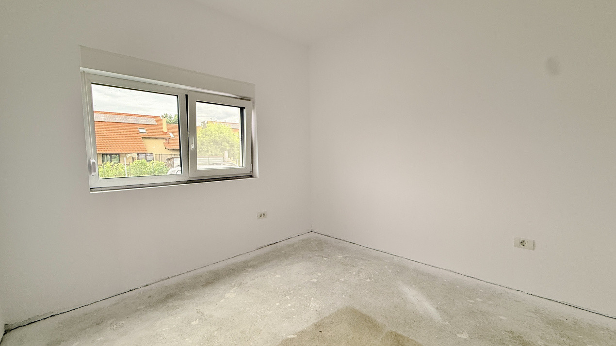 Duplex de vanzare 4 camere - curent trifazic - toate utilitatile, Mosnita Veche 5, foxfort.ro