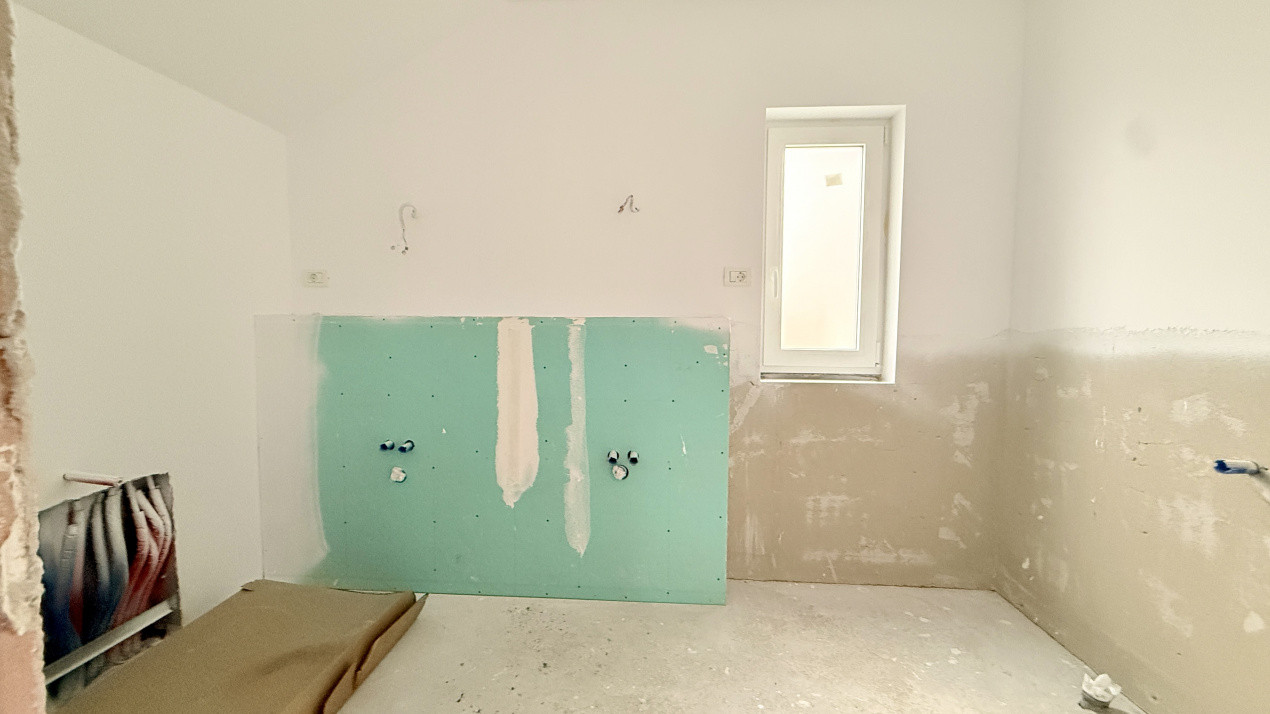 Duplex de vanzare 4 camere - curent trifazic - toate utilitatile, Mosnita Veche 15, foxfort.ro
