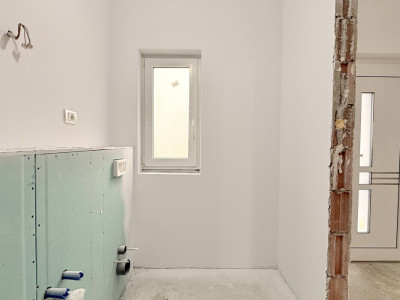 Duplex de vanzare 4 camere - curent trifazic - toate utilitatile, Mosnita Veche imagine mica 19, foxfort.ro