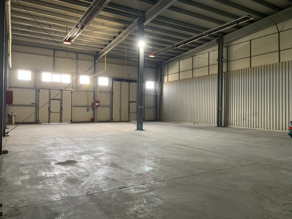 Hala industriala 380 mp + 40 mp de birou, zona - Calea Sagului  8, foxfort.ro