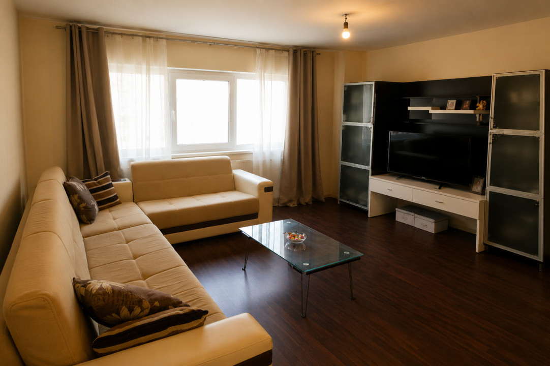 Apartament de vanzare cu 3 camere de 75 mp, zona Bucovina 1, foxfort.ro