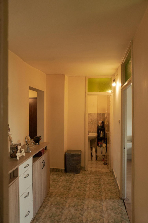 Apartament de vanzare cu 3 camere de 75 mp, zona Bucovina 6, foxfort.ro