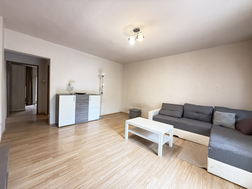Apartament cu 2 camere, 57 mp de vanzare in zona Bucovina 8, foxfort.ro