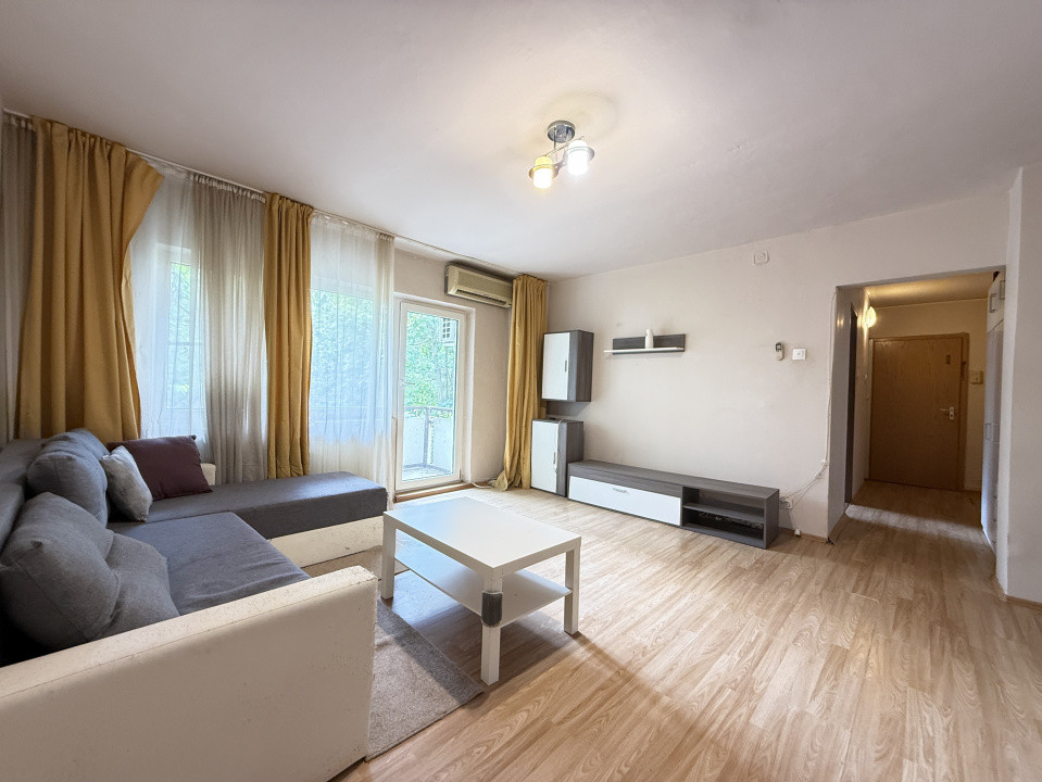 Apartament cu 2 camere, 57 mp de vanzare in zona Bucovina 13, foxfort.ro