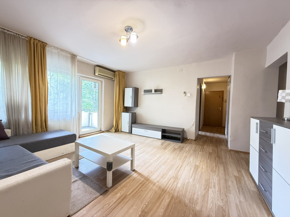 Apartament cu 2 camere, 57 mp de vanzare in zona Bucovina 14, foxfort.ro