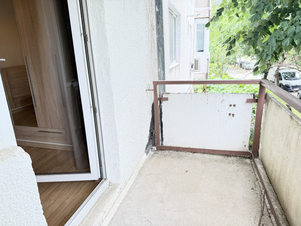 Apartament cu 2 camere, 57 mp de vanzare in zona Bucovina 20, foxfort.ro