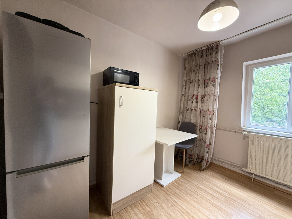 Apartament cu 2 camere, 57 mp de vanzare in zona Bucovina 26, foxfort.ro