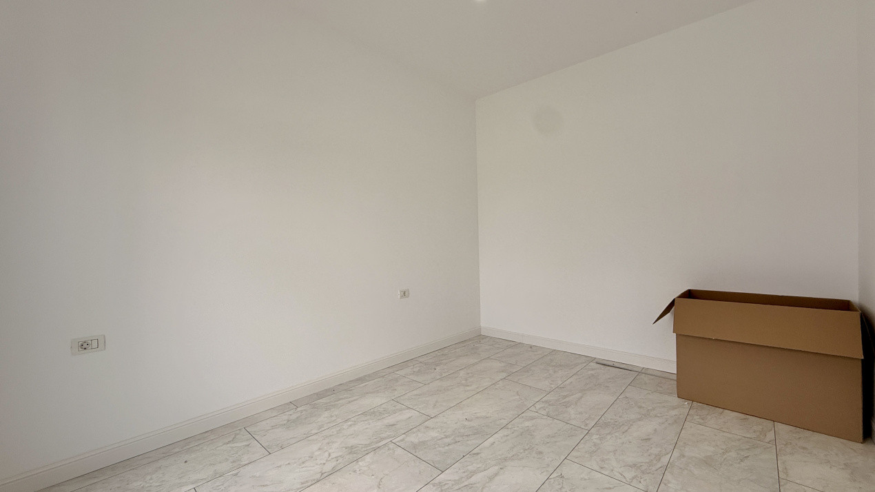 Duplex de vanzare, 3 camere + teren 330 mp, Mosnita Noua 6, foxfort.ro