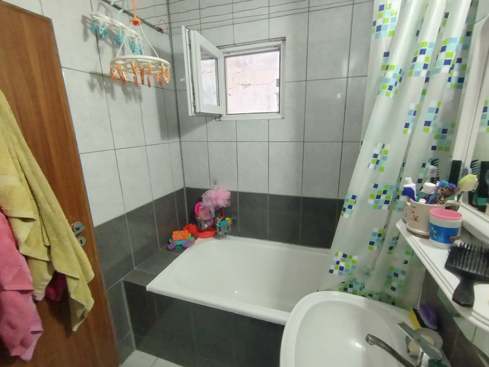 Apartament cu 2 camere de vanzare in Timisoara, zona Girocului 5, foxfort.ro