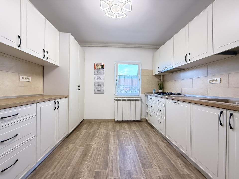 Apartament cu 2 camere, complet renovat, de vanzare in zona Bucovina 3, foxfort.ro