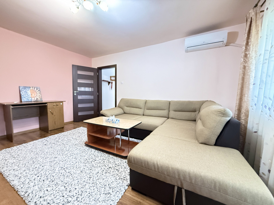Apartament cu 2 camere, complet renovat, de vanzare in zona Bucovina 10, foxfort.ro