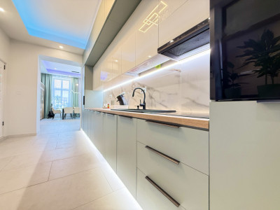 Apartament premium intr-o cladire de patrimoniu, la cateva minute de Catedrala imagine mica 8, foxfort.ro