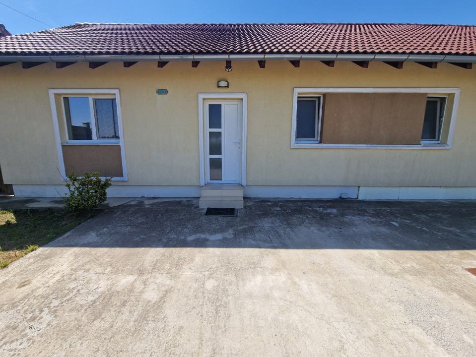 Duplex cu 3 camere si teren de 250 mp in Bucovat 8, foxfort.ro
