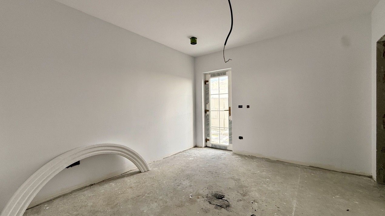 Casa de vanzare 5 camere si teren de 950 mp - Mosnita Noua 12, foxfort.ro