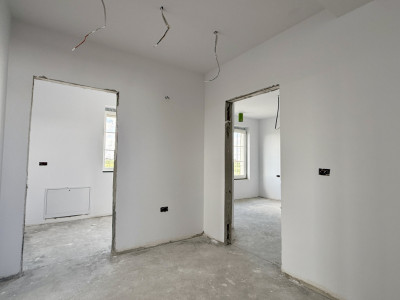 Casa de vanzare 5 camere si teren de 950 mp - Mosnita Noua imagine mica 23, foxfort.ro