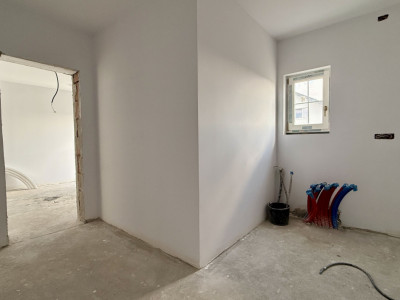 Casa de vanzare 5 camere si teren de 950 mp - Mosnita Noua imagine mica 30, foxfort.ro
