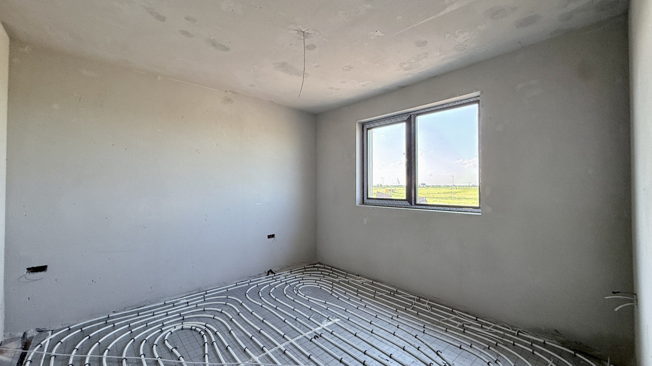 Duplex de vanzare, 4 camere despartit prin camera tehnica - Mosnita 11, foxfort.ro