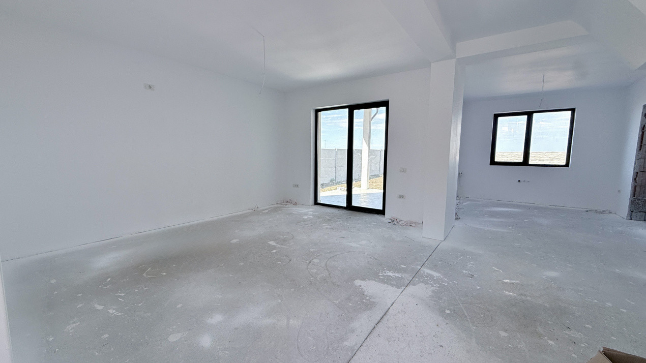 Duplex de vanzare, 4 camere despartit prin camera tehnica - Mosnita 5, foxfort.ro