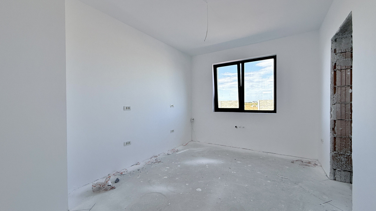 Duplex de vanzare, 4 camere despartit prin camera tehnica - Mosnita 8, foxfort.ro