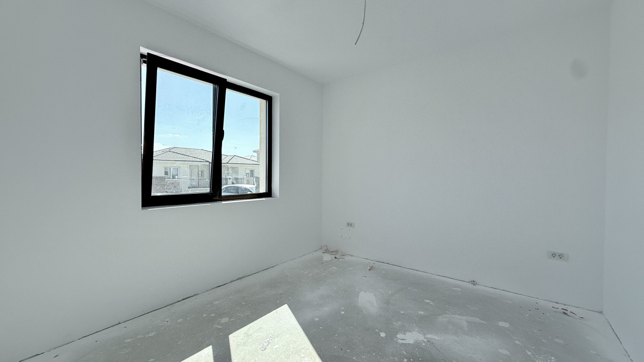 Duplex de vanzare, 4 camere despartit prin camera tehnica - Mosnita 10, foxfort.ro