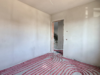 Duplex de vanzare, 4 camere despartit prin camera tehnica - Mosnita imagine mica 9, foxfort.ro