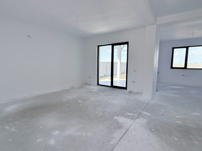 Duplex de vanzare, 4 camere despartit prin camera tehnica - Mosnita imagine mica 5, foxfort.ro