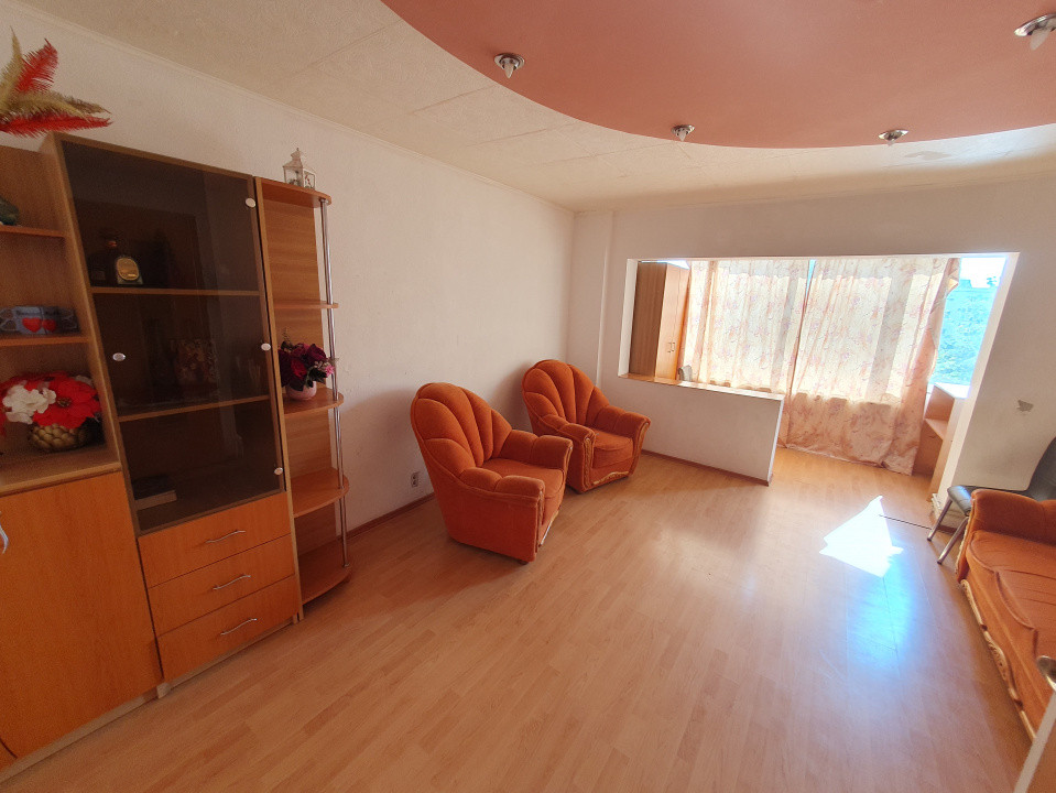 Apartament 2 camere decomandat, etaj 3/4 - zona Steaua 2, foxfort.ro