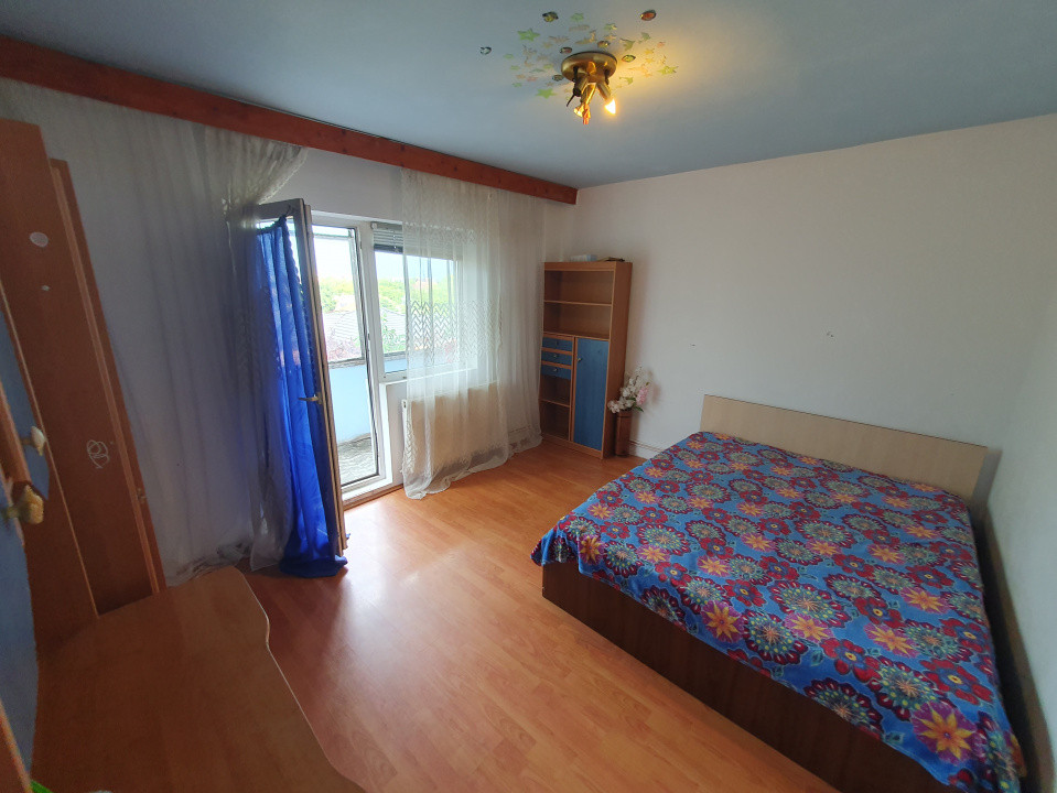 Apartament 2 camere decomandat, etaj 3/4 - zona Steaua 3, foxfort.ro