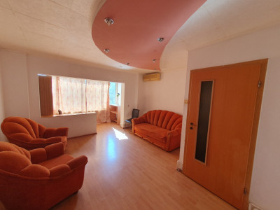 Apartament 2 camere decomandat, etaj 3/4 - zona Steaua