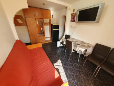 Apartament 2 camere decomandat, etaj 3/4 - zona Steaua imagine mica 11, foxfort.ro