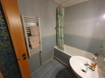 Apartament 2 camere decomandat, etaj 3/4 - zona Steaua imagine mica 17, foxfort.ro