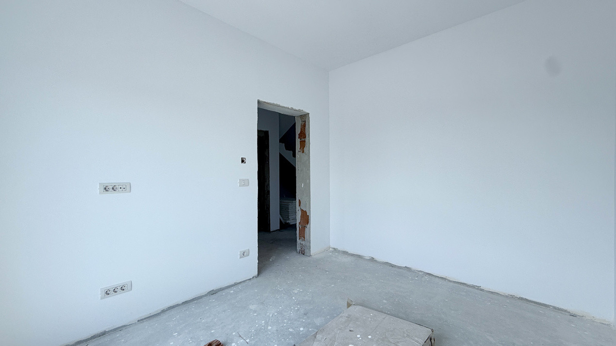Duplex de vanzare, 5 camere despartit prin garaj - Mosnita Veche 8, foxfort.ro