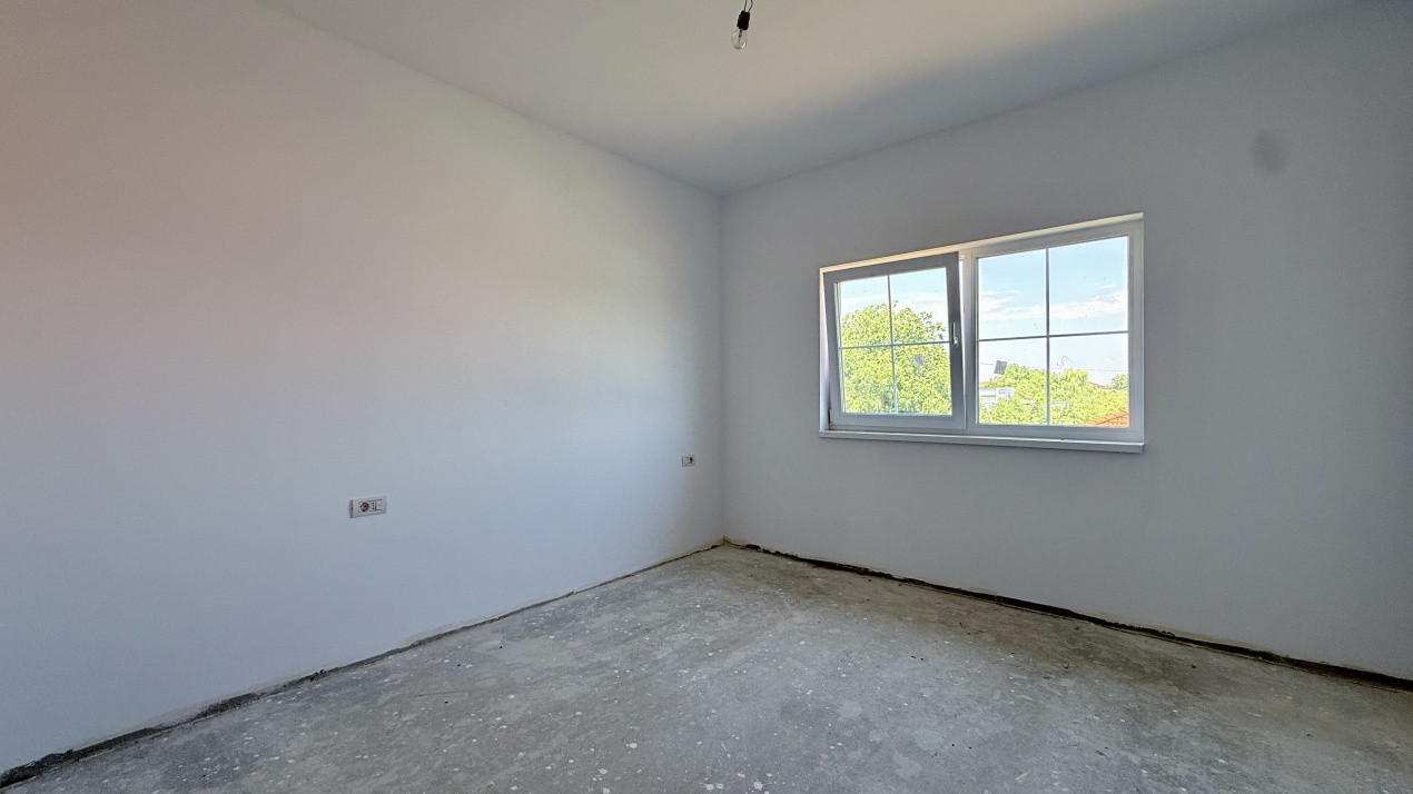 Duplex de vanzare, 5 camere despartit prin garaj - Mosnita Veche 13, foxfort.ro