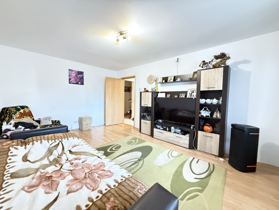 COMISION 0% - Apartament cu 4 camere, 79 mp utili, de vanzare in zona Lipovei 13, foxfort.ro