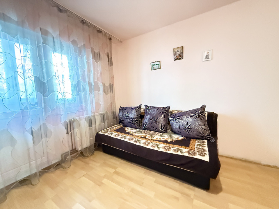 COMISION 0% - Apartament cu 4 camere, 79 mp utili, de vanzare in zona Lipovei 18, foxfort.ro