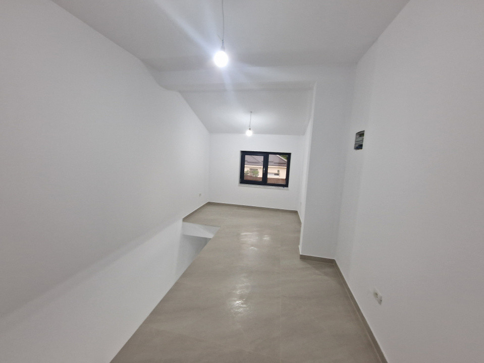 Duplex de vanzare, 4 camere, Mosnita Veche 5, foxfort.ro