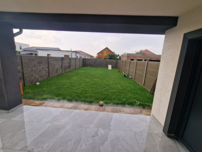 Duplex de vanzare, 4 camere, Mosnita Veche imagine mica 11, foxfort.ro