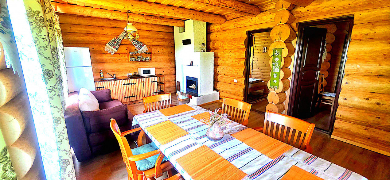 Cabana cu 7 camere de vanzare in Albac - V10073 35, foxfort.ro