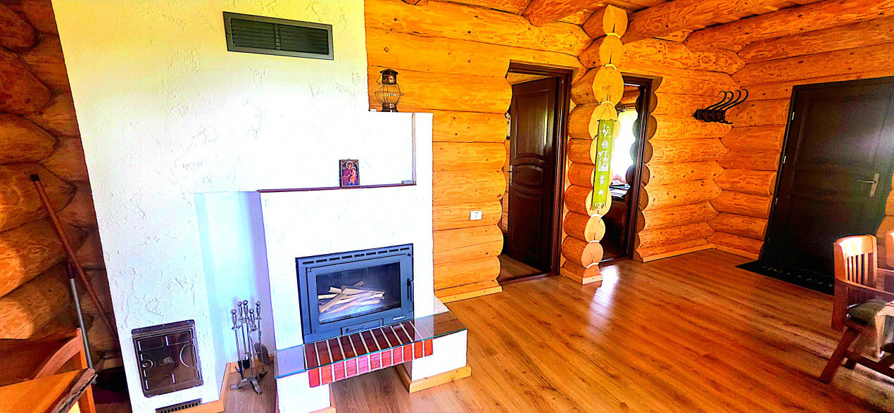 Cabana cu 7 camere de vanzare in Albac - V10073 39, foxfort.ro
