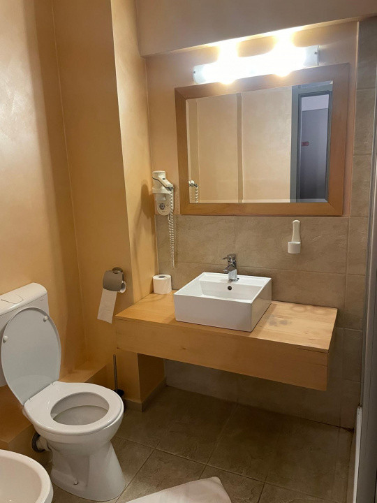 Vanzare Hotel 30, foxfort.ro