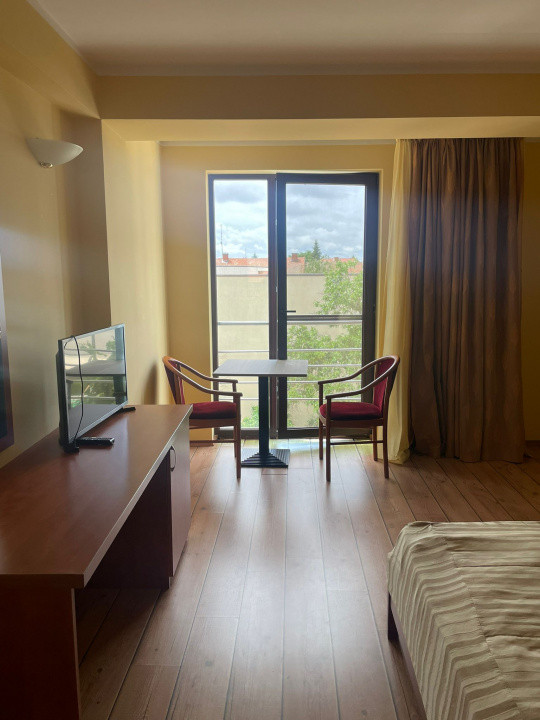 Vanzare Hotel 50, foxfort.ro