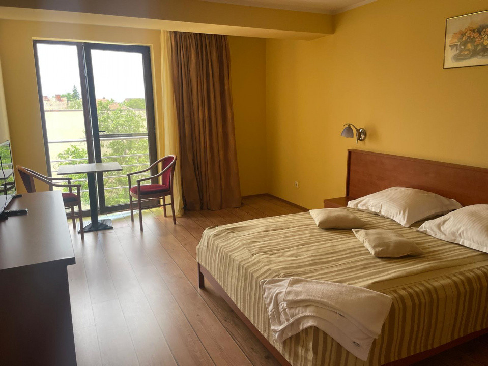 Vanzare Hotel 54, foxfort.ro