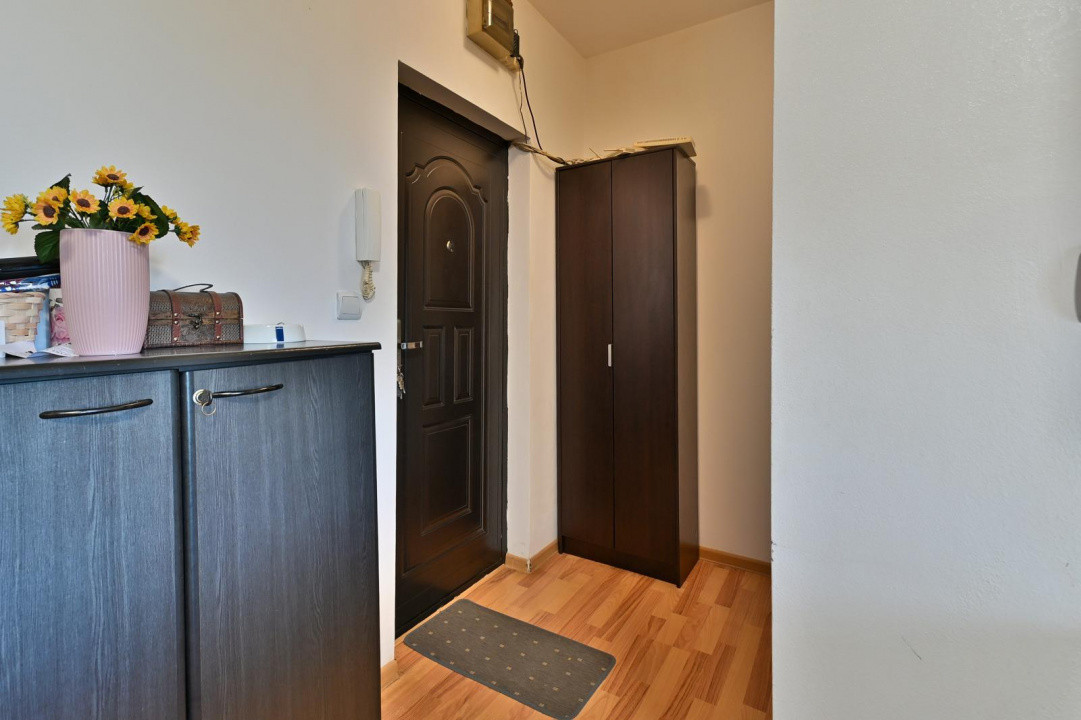 COMISION 0% Apartament cu 3 camere de vanzare in Timisoara, zona Soarelui 12, foxfort.ro