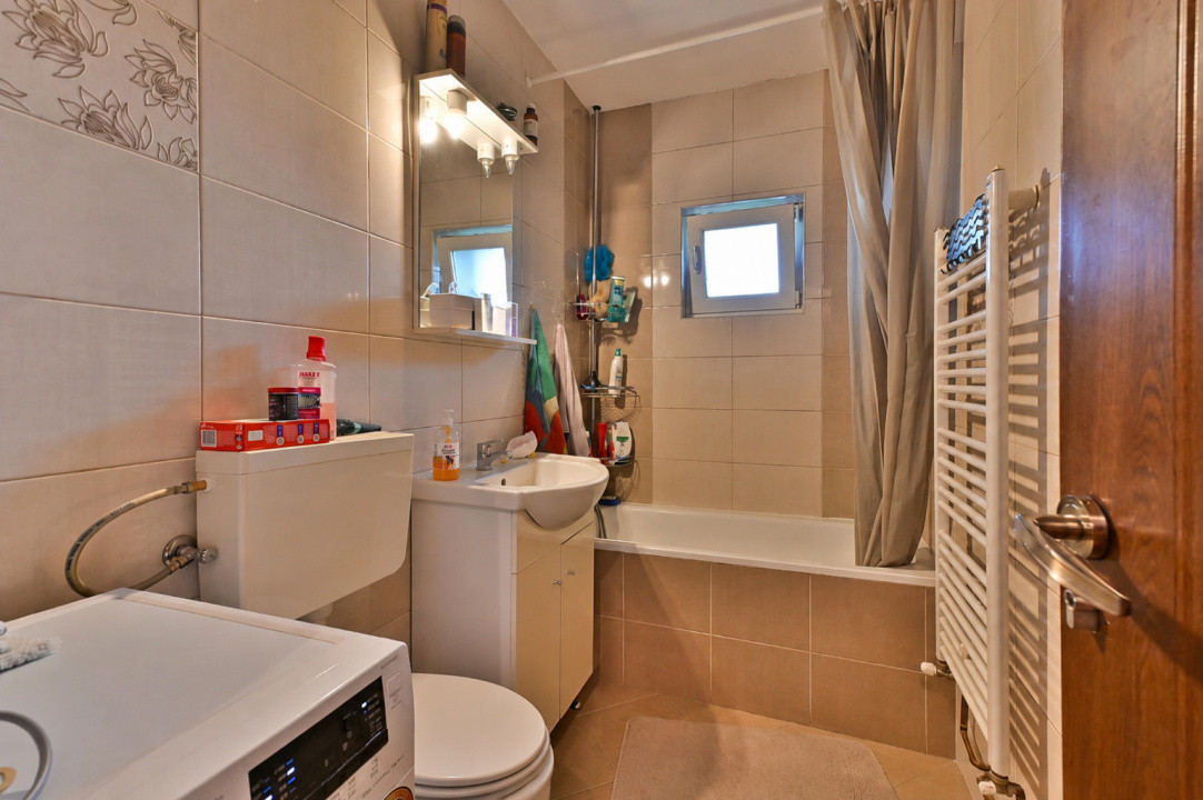 COMISION 0% Apartament cu 3 camere de vanzare in Timisoara, zona Soarelui 14, foxfort.ro