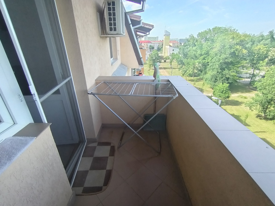 COMISION 0% Apartament cu 3 camere de vanzare in Timisoara, zona Soarelui 15, foxfort.ro